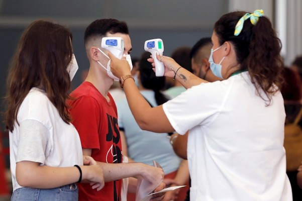 La Comunitat Valenciana notifica 401 nuevos casos de coronavirus y 8 fallecimientos