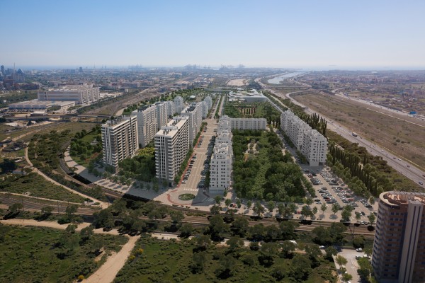 AQ Turianova: el reto de ayudar a dibujar el futuro de Valencia 