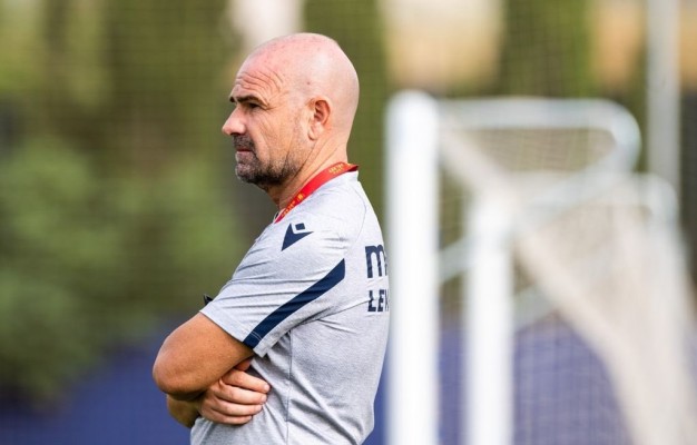 Paco López: “No es la situación ideal, pero no soy un técnico que se queje”
