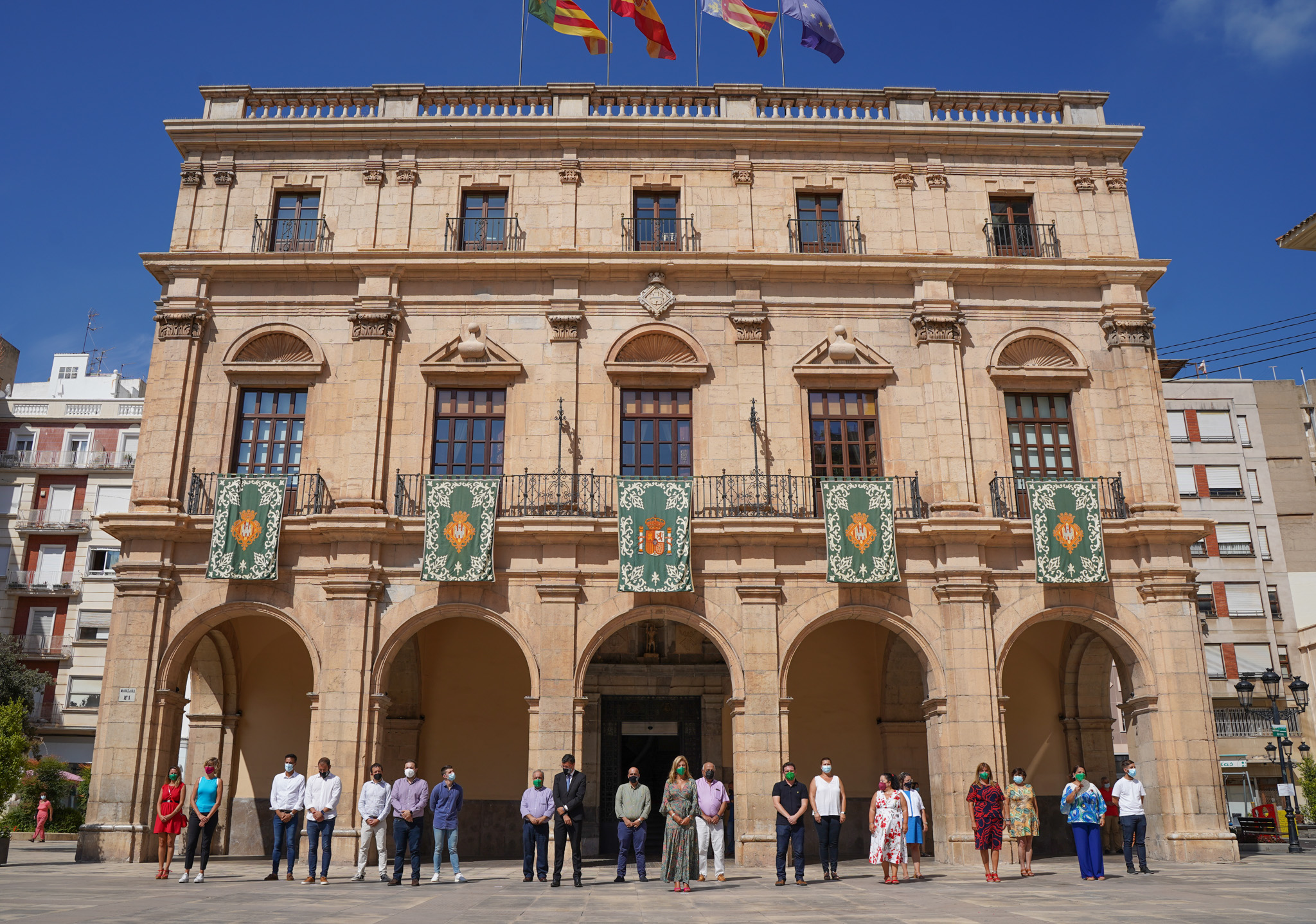 Castelló inicia con el volteo de campanas, gaiatas y mitología los actos del 770 aniversario de la ciudad