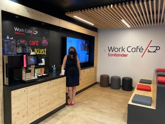 Banco Santander abre un 'Work Café' en el campus de la Universidad de Alicante