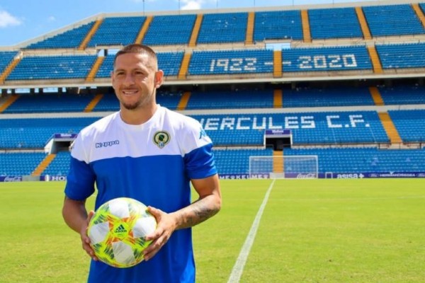 El paraguayo Carlos Javier Acuña recibe el alta tras seis meses de baja
