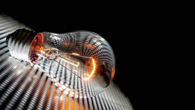 Sube la luz, baja la competitividad