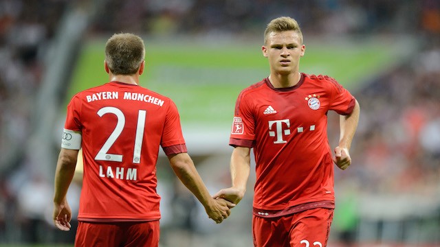 Rummenigge dice que Kimmich será el sucesor de Lahm en el Bayern
