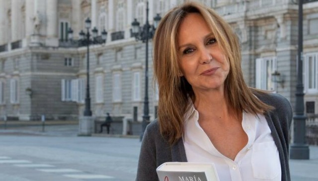 María Dueñas: 