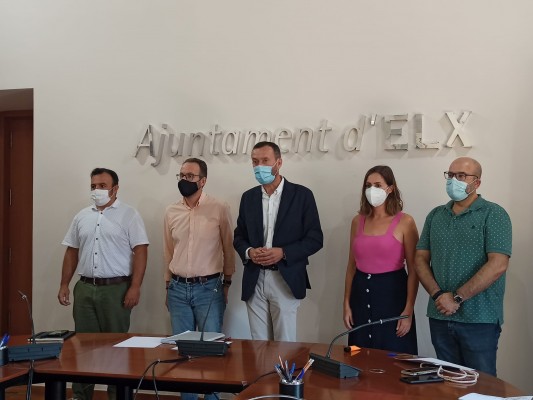 Reto del bipartito de Elche: zanjar huesos urbanísticos este año y congelar impuestos por valor de 2 millones