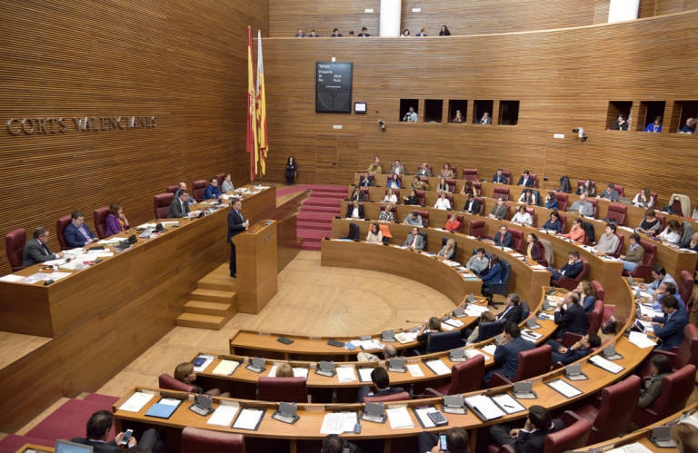 Imagen del hemiciclo de Les Corts Valencianes - 