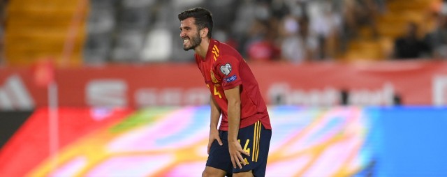 Gayà se retira lesionado y se le realizarán pruebas
