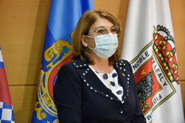 Educación confía en la buena voluntad de las empresas de transporte para empezar el curso escolar