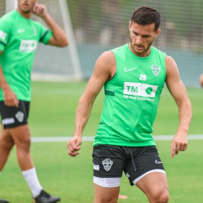 El Elche iguala con seis jugadores la cifra máxima de argentinos en plantilla

