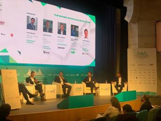 Formación continua, cultura del dato y mejorar la accesibilidad, claves para exprimir el Plan Nacional de Digitalización