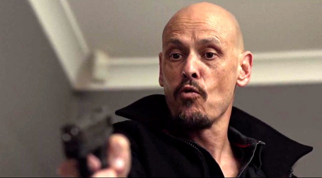 'Mr. Inbetween', historias de mafiosos australianos con regusto de Pulp Fiction