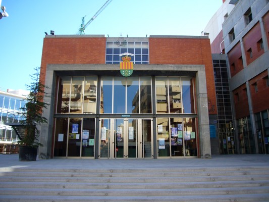 Compromís propone crear ayudas para las familias monoparentales en la matrícula del conservatorio de San Vicente