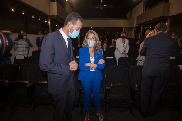 González 'vende' Elche ante Fomento como ejemplo de movilidad sostenible e intenta captar la atención inversora