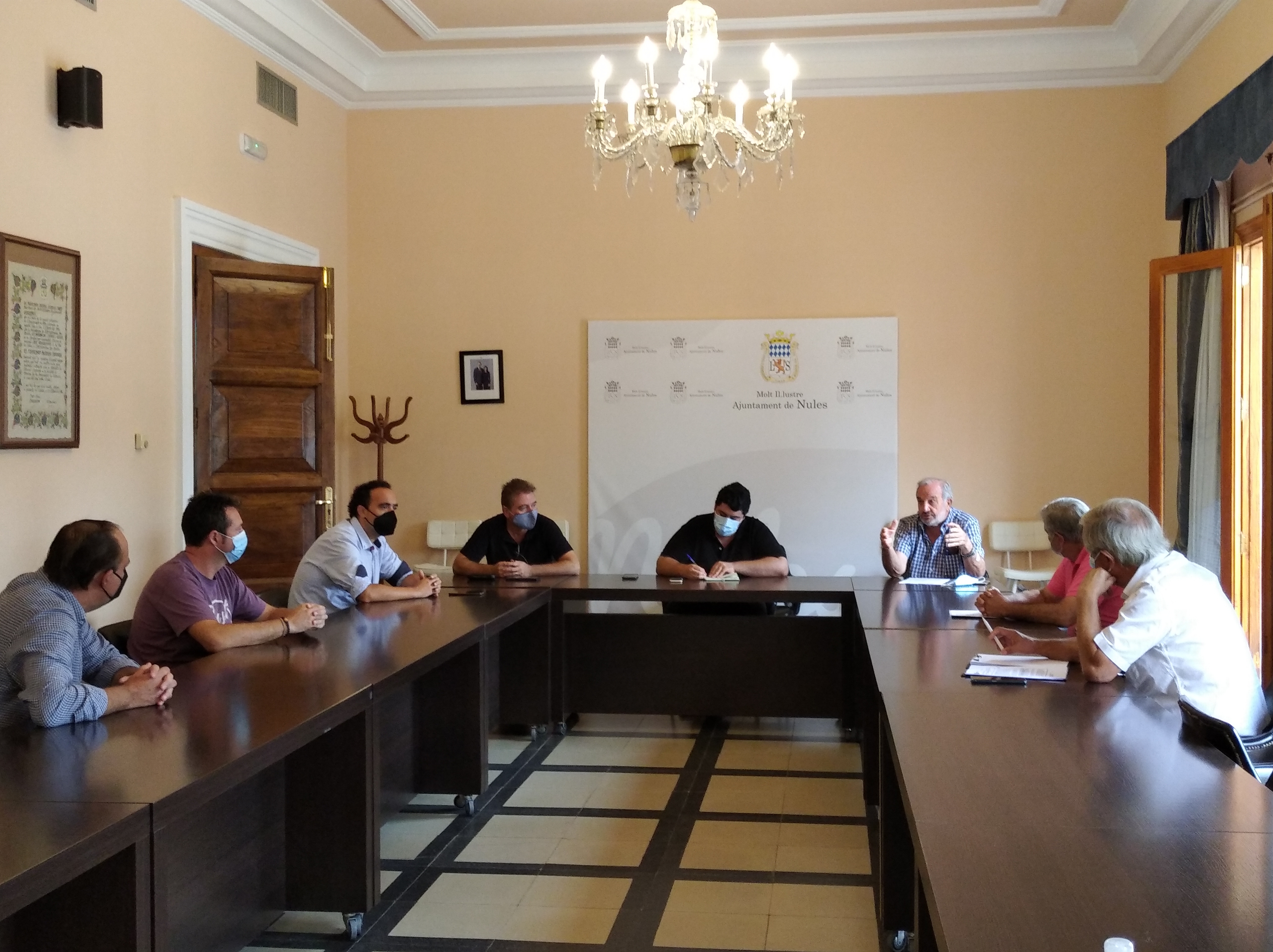 Asociaciones agrícolas de La Plana preparan llevar al juzgado al Ministerio por los daños del cotonet