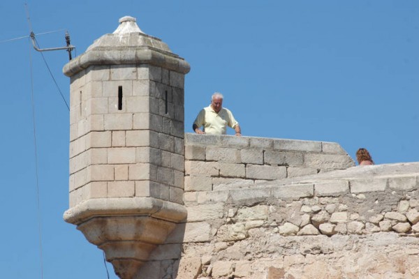El sector turístico de Alicante respalda la licitación del Castillo para mejorar su explotación