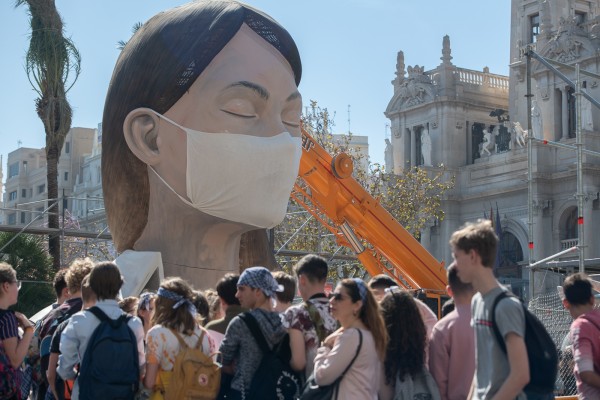 Adiós a la meditadora de Escif, un icono en estos tiempos raros
