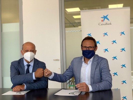 CaixaBank y Elche alcanzan un nuevo acuerdo de 
patrocinio hasta el año 2023