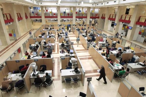 El Supremo ratifica el derecho de los interinos de la Generalitat a cobrar el complemento de carrera profesional