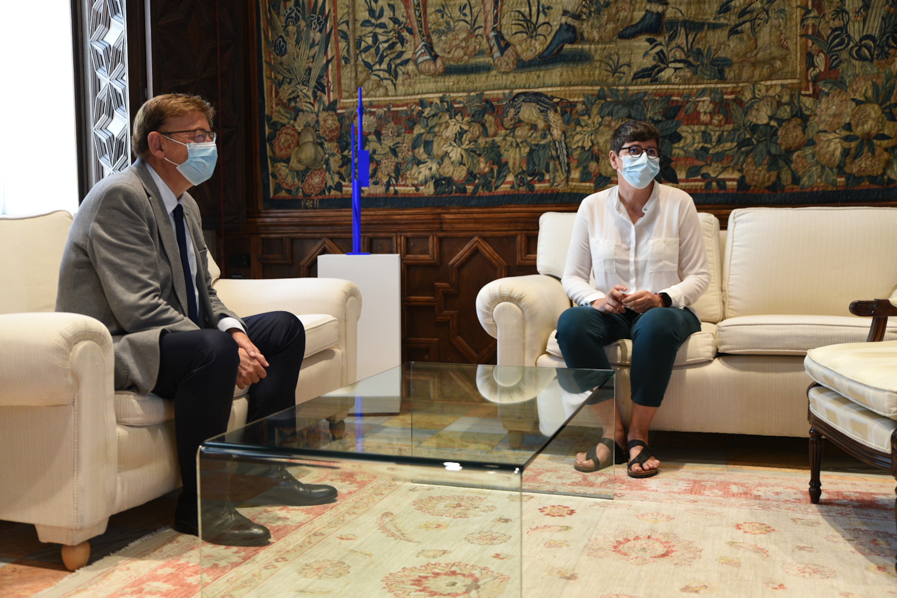 Ximo Puig y Pilar Lima, este jueves en el Palau. Foto: EUROPA PRESS/JORGE GIL - 