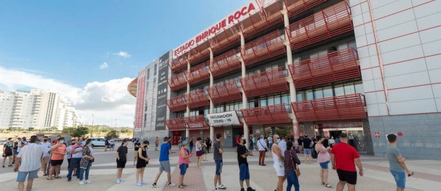 Salud centraliza los cribados: la Nueva Condomina realizará pruebas a todos los habitantes de la Región
