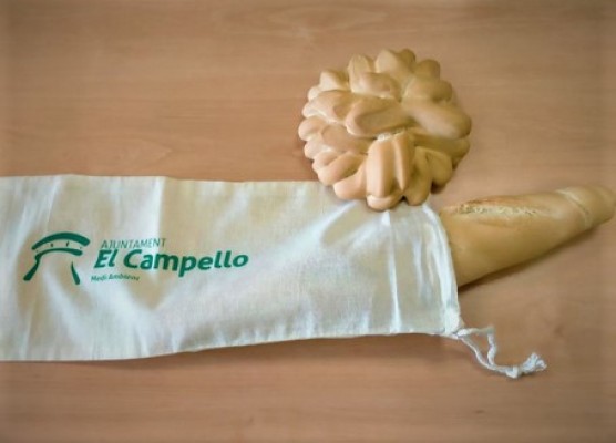 El Campello inicia una campaña para reducir el uso de bolsas de plástico en las panaderías
