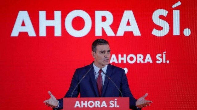 Sánchez formaliza su candidatura para seguir al frente del PSOE

