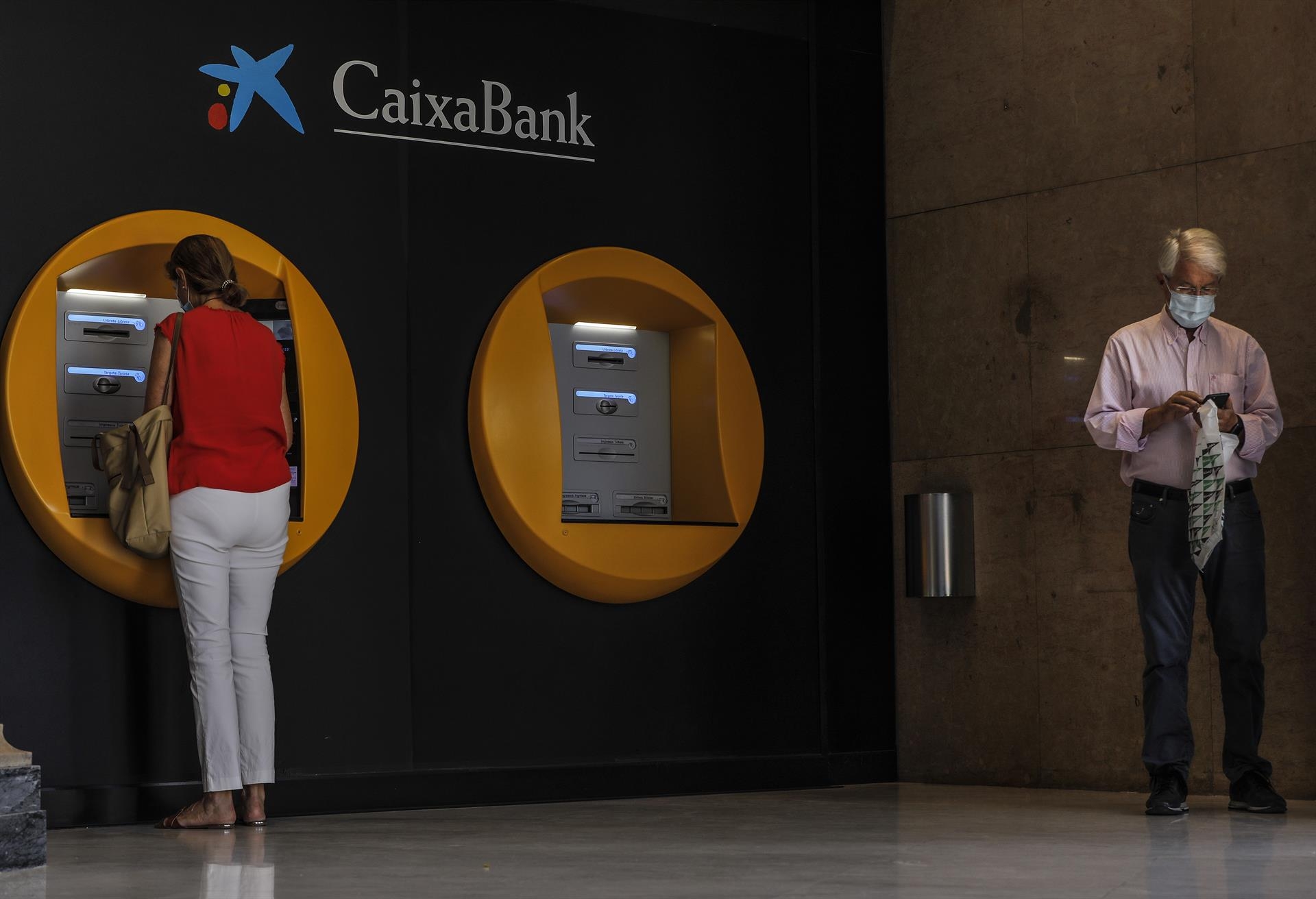 CaixaBank comunicará entre el 1 y el 20 de septiembre los aceptados en el ERE