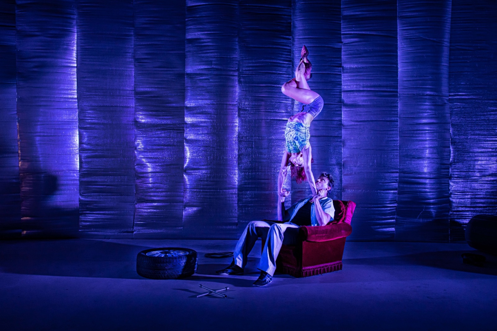 La compañía valenciana DelsAltres se estrena con 'Bürstner’s Club'