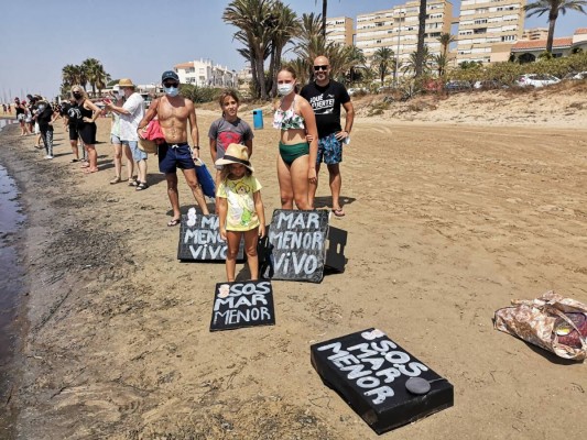 La crisis del Mar Menor llega a Murcia: convocan una nueva protesta sobre el estado de la laguna
