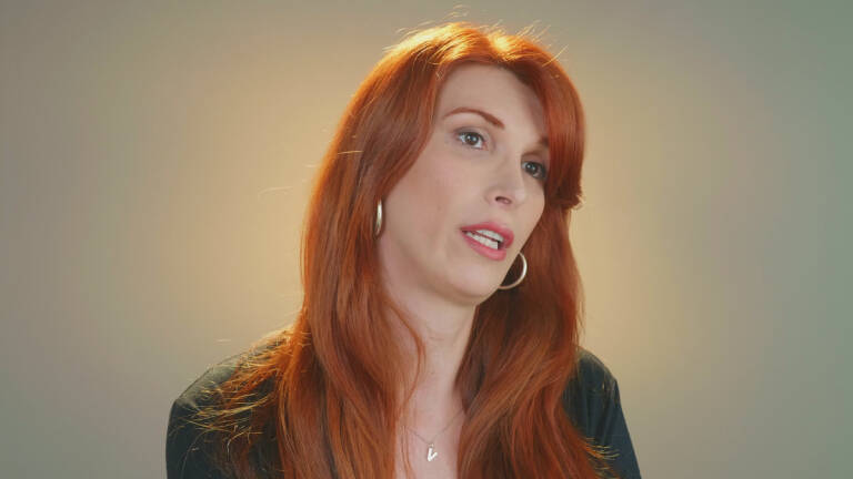 Valeria Vegas y Andrea Lazarov se meten en la cama del Centre del Carme