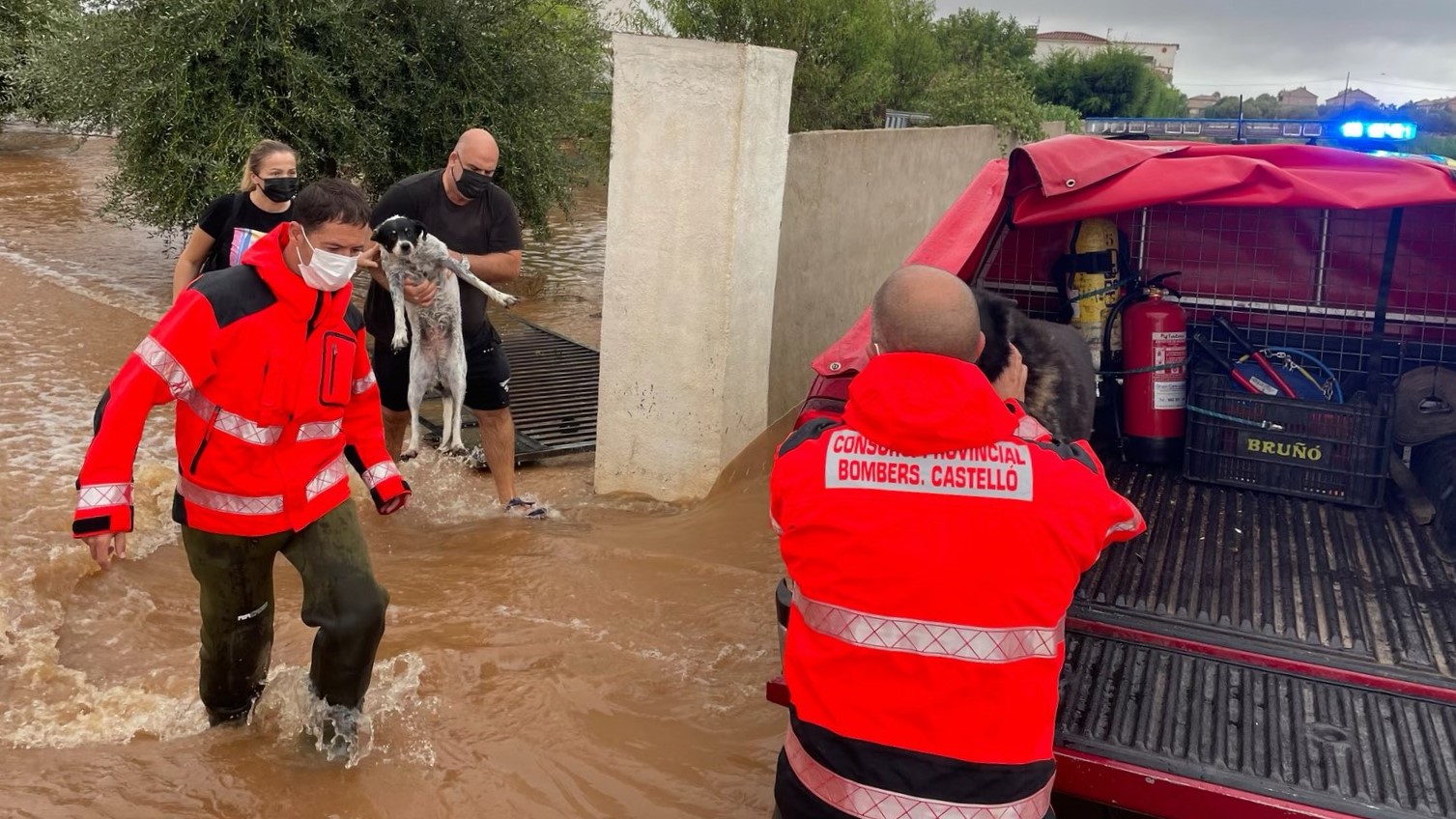 Las fuertes lluvias en el norte de la provincia cortan la circulación ferroviaria entre Castelló y Tarragona