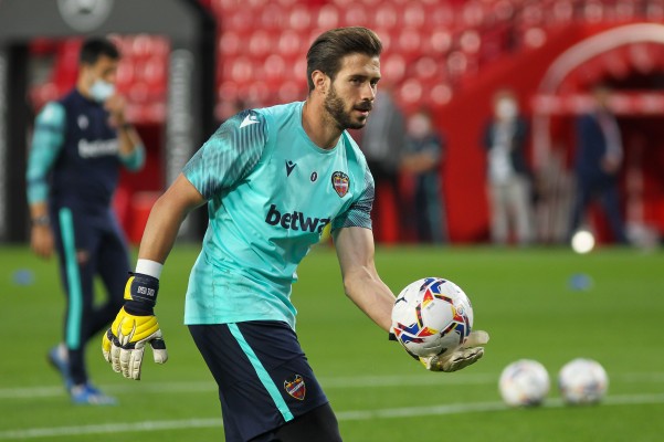 El Levante rescinde el contrato de Koke Vegas