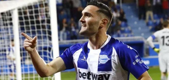 El Elche anuncia el fichaje del delantero Lucas Pérez