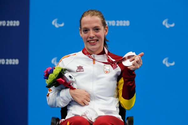 Marta Fernández conquista la medalla de oro en los 50 braza SB3