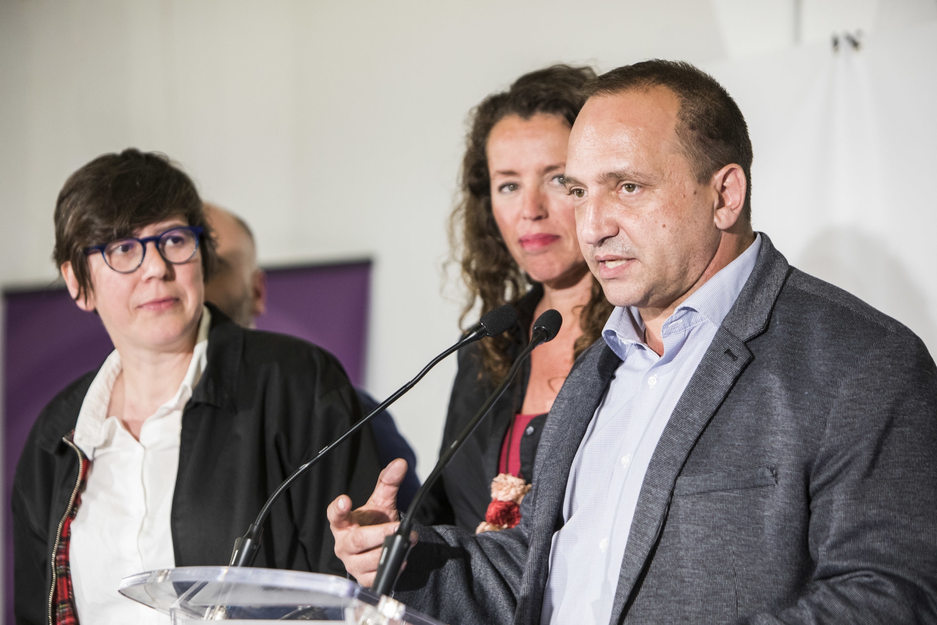 Podem dilata el proceso de sustitución de Dalmau y genera incertidumbre en el Consell