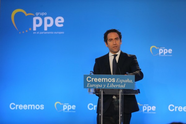 El PP ya prepara los primeros Consejos de Ministros de Casado en caso de ser elegido presidente