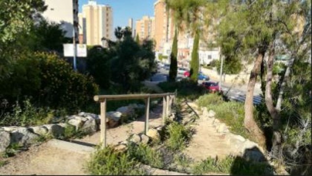 Alicante mejorará con 208.000 euros los parques de Virgen del Remedio y el Tossal de Manisses
