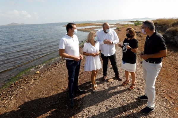 Lastra pregunta al PP por qué ha esperado a que el Mar Menor 
