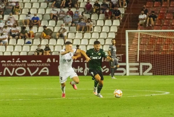 La magia de Pablo Hernández no evita la derrota de un Castellón flojo en defensa
