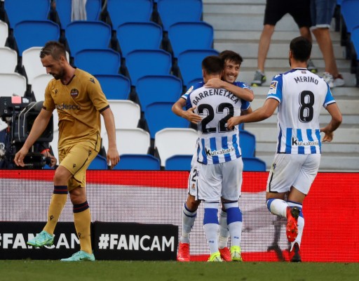 El Levante se quema en San Sebastián