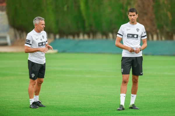 El argentino Isnaldo entrena a prueba con el Elche
