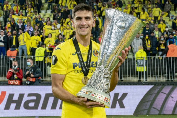 La UEFA elige a Gerard Moreno como mejor jugador de la Europa League 