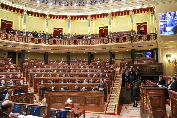El Congreso tumba el Decreto Ley del Gobierno para liberalizar la estiba
