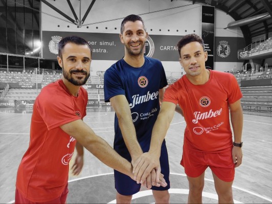 Raúl Jerez, Juanpi y Jesús Izquierdo, tres capitanes de la tierra para el Jimbee