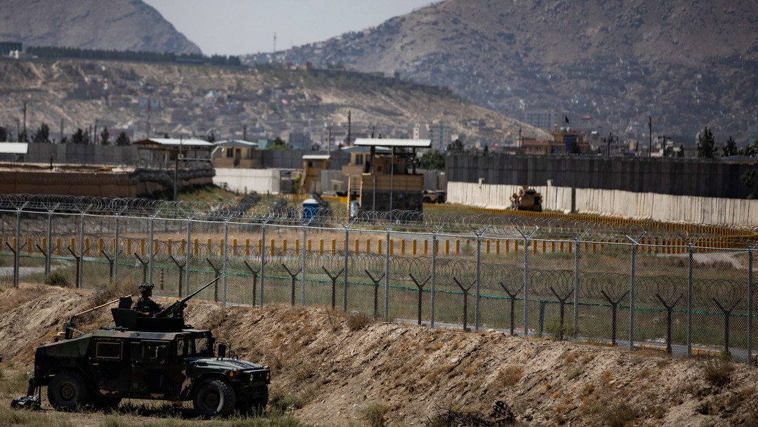  Más de una decena de muertos por un atentado junto al aeropuerto de Kabul
