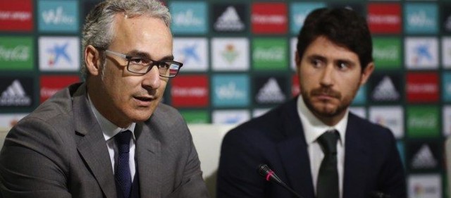 Miguel Torrecilla asegura que Victor seguirá al frente del Betis la próxima temporada