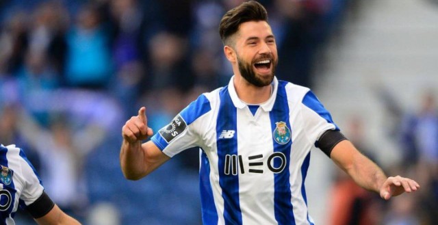 Felipe, central del Oporto, posible recambio para Pepe en el Real Madrid