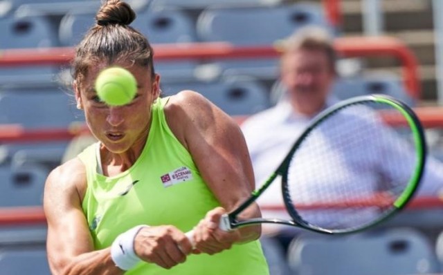 Sorribes accede a cuartos de final de Cleveland tras la retirada de la rusa Zvonareva