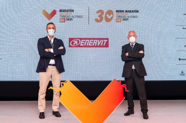 Enervit apuesta cuatro años más por el
Medio Maratón y Maratón Valencia